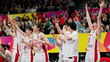 52-10！中国女篮替补得分净胜对手42分，阵容深度压制对手