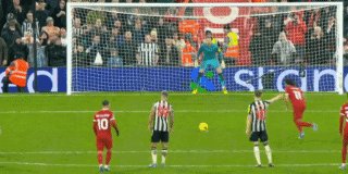 1704149834953056742.gif 利物浦86b.gif